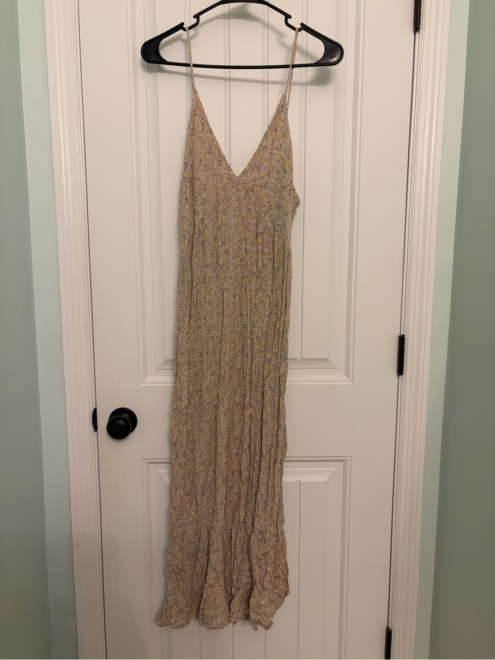 Sozy Tan/Yellow Floral Spaghetti-Strap Maxi Dress